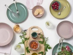 Sienna Deep Plate 26x2.5cm Pink -Table Accents Shop ss22 website maxwell williams sienna 1 3